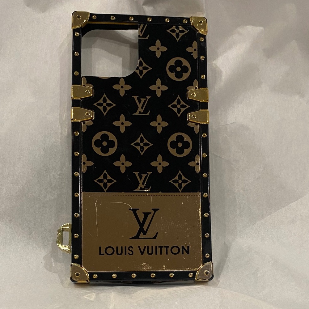 Black LV iPhone 13/14 case